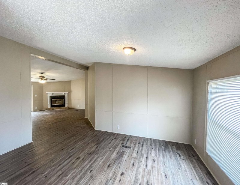 Property image 5 at 400 Sagewood Court, Fountain Inn, SC 29644