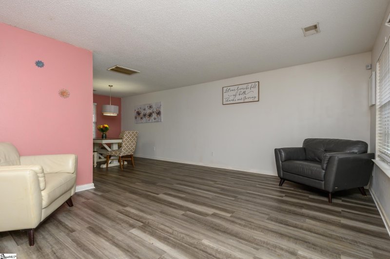 Property image 5 at 115 White Willow Court, Taylors, SC 29687