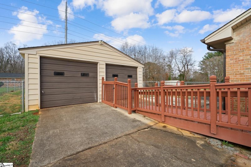 Property image 3 at 625 Creighton Drive, Taylors, SC 29687
