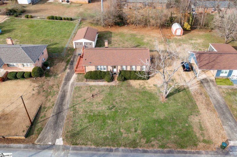 Property image 5 at 625 Creighton Drive, Taylors, SC 29687