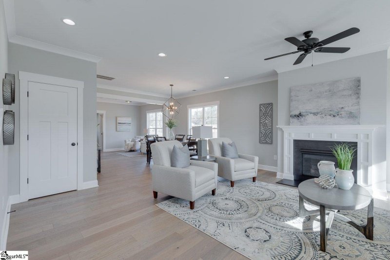 Property image 2 at 111 Lilia Hill Circle, Greenville, SC 29607