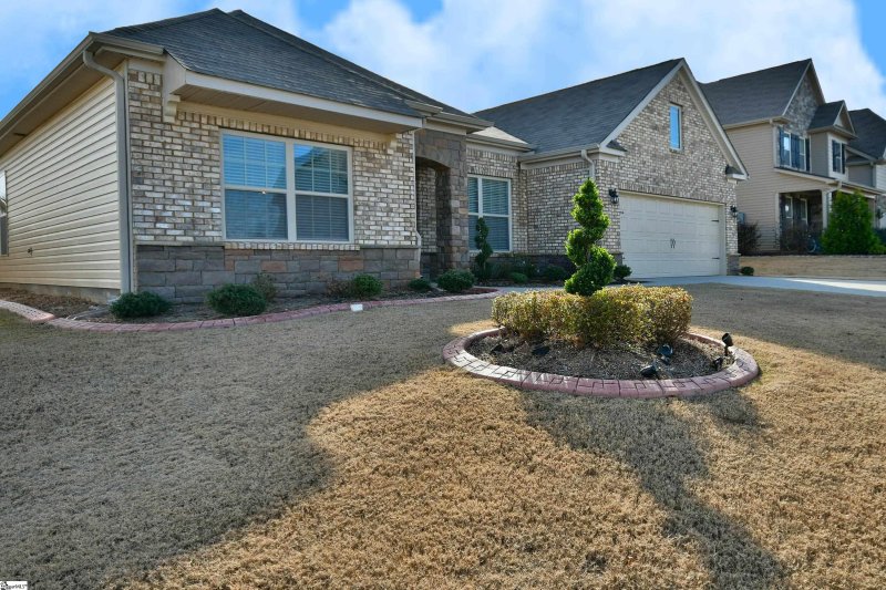 Property image 2 at 107 W Fair Haven Lane, Lyman, SC 29365