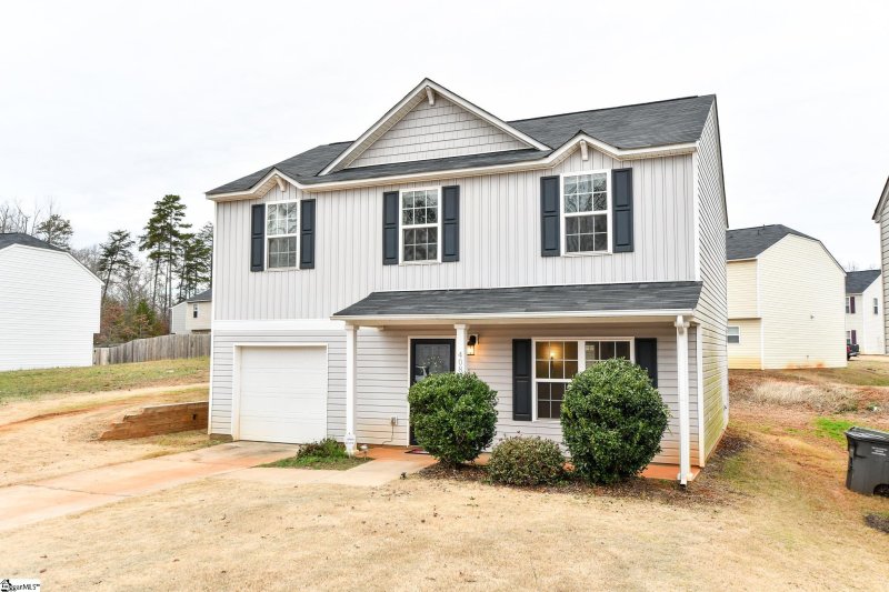 Property image 3 at 408 Artrage Court, Piedmont, SC 29673
