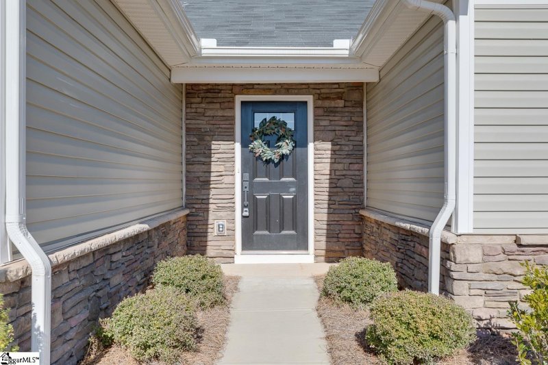 Property image 3 at 315 Fairmeadow Way, Greenville, SC 29617