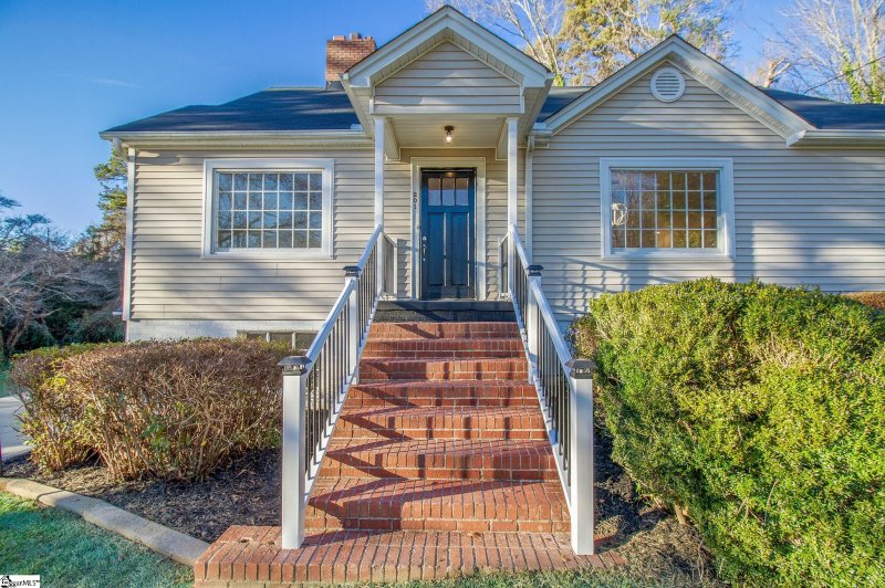 Property image 5 at 201 Augusta Street, Easley, SC 29640