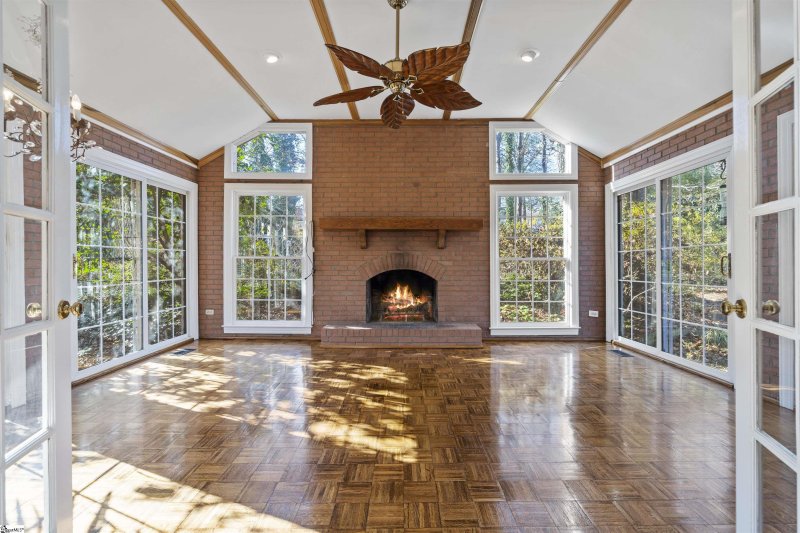 Property image 3 at 4940 Crosscreek Lane, Greenville, SC 29615