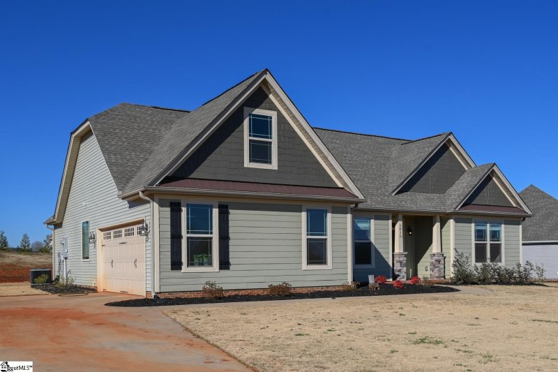 Property image 2 at 1810 Ballenger Road, Wellford, SC 29385