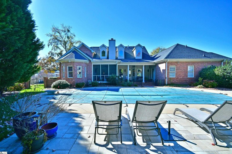 309 Stonebrook Farm Way