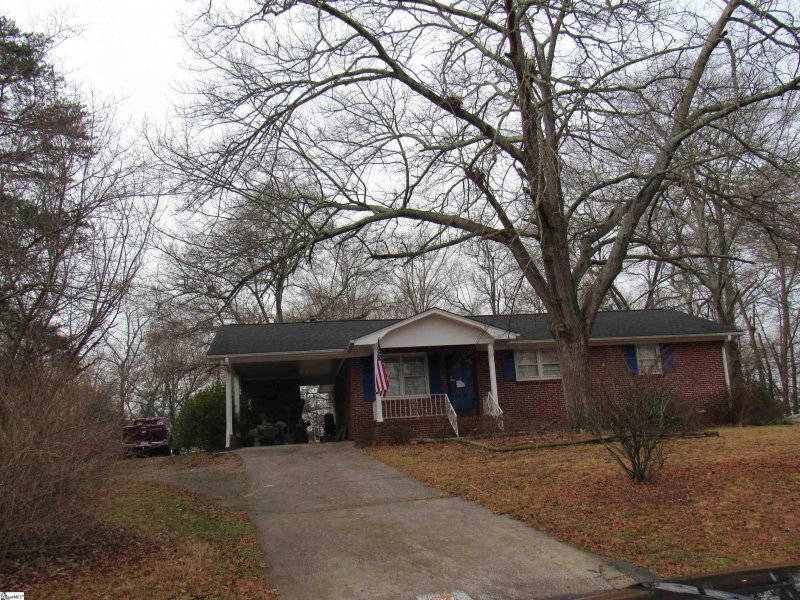 Property image 2 at 7 Hastings Circle, Taylors, SC 29687-3565