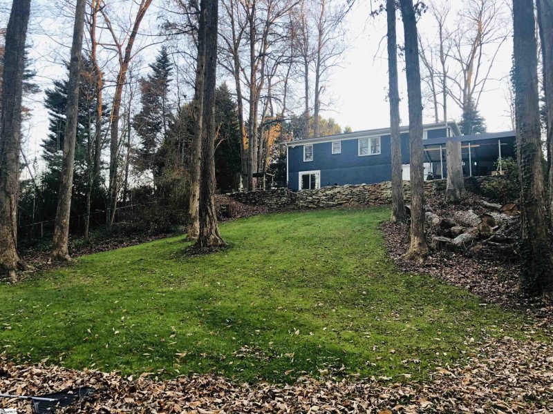 Property image 2 at 35 Conway Drive, Greenville, SC 29615