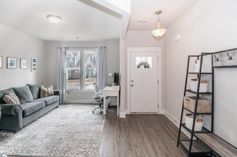 Property image 3 at 21 Creekhaven Lane, Taylors, SC 29687