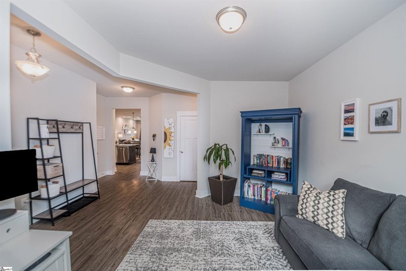 Property image 5 at 21 Creekhaven Lane, Taylors, SC 29687