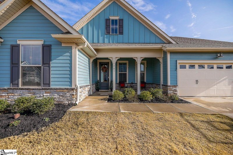 Property image 4 at 701 Torridon Lane, Simpsonville, SC 29681