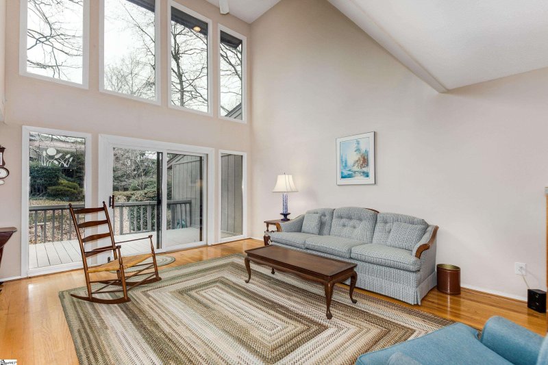 Property image 2 at 133 Ingleoak Lane, Greenville, SC 29615