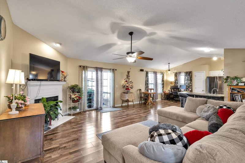 Property image 4 at 515 Waxford Way, Simpsonville, SC 29681