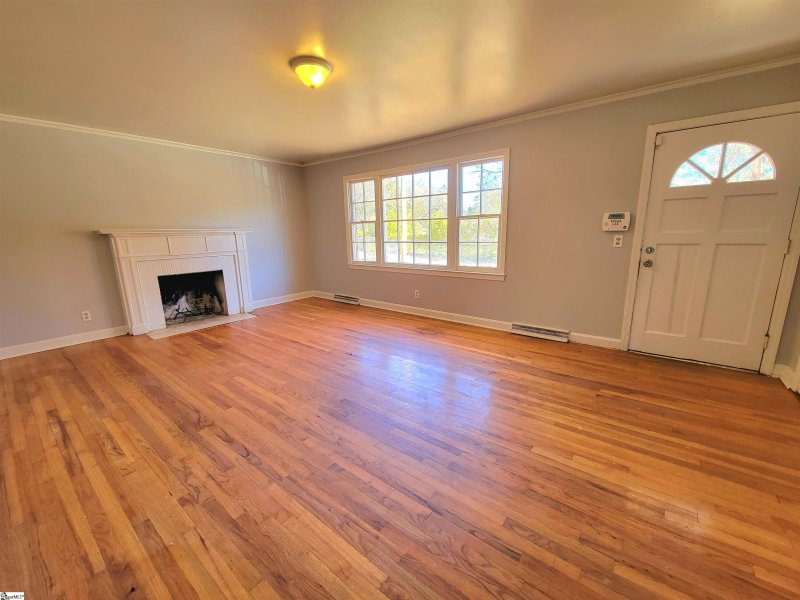 Property image 3 at 221 Stratford Road, Greenville, SC 29605