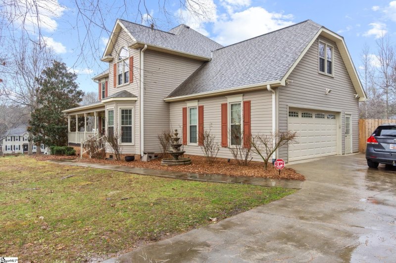 Property image 2 at 200 Stonewall Drive, Easley, SC 29642