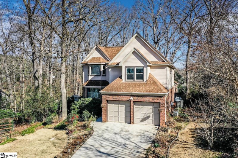 Property image 2 at 107 Beechridge Way, Greenville, SC 29607