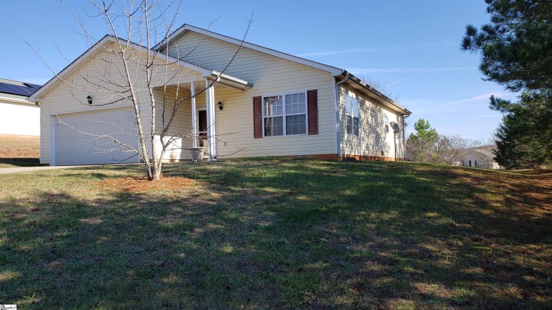 Property image 2 at 301 Tallahatchie Trail, Liberty, SC 29657