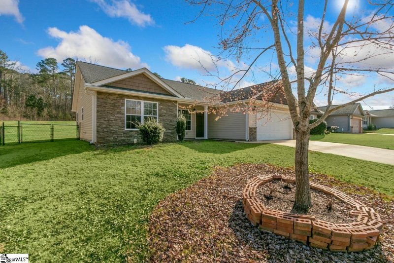 Property image 2 at 162 Mediterranean Avenue, Anderson, SC 29621