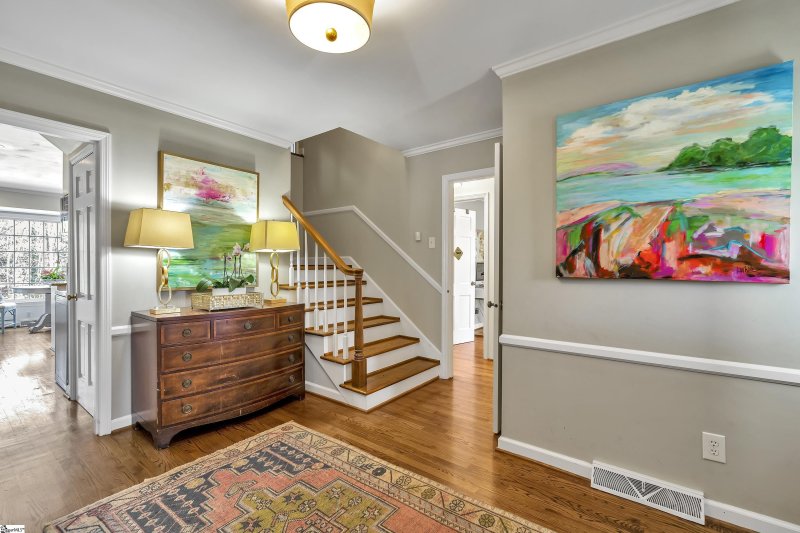 Property image 4 at 25 Fontaine Road, Greenville, SC 29607