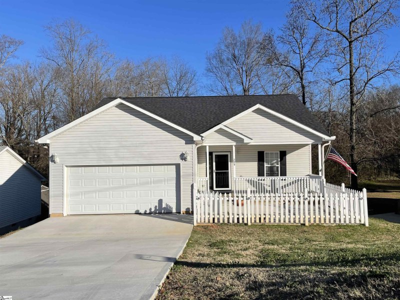 Property image 2 at 298 N Orchard Drive, Taylors, SC 29687