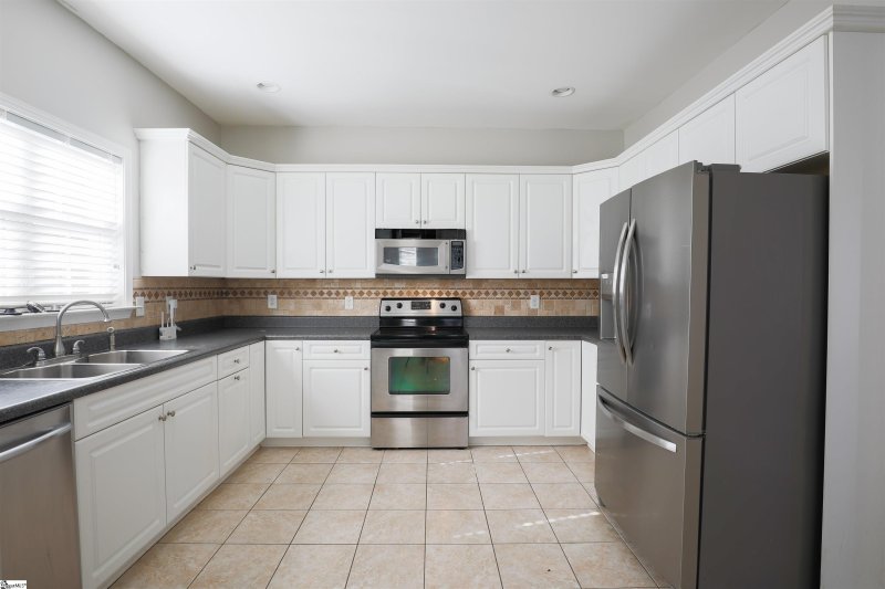 Property image 4 at 304 Crystal Cove Court, Moore, SC 29369