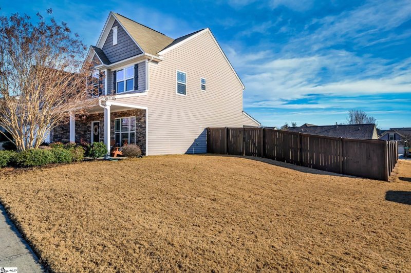 Property image 2 at 221 William Seth Court, Simpsonville, SC 29681