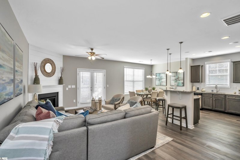 Property image 2 at 127 Highland Park Court, Easley, SC 29642