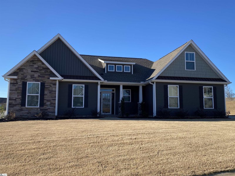 401 Bridlecrest Lane