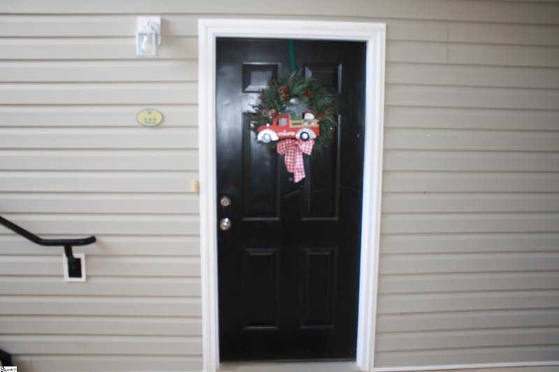 Property image 3 at 522 McKenna Circle, Greenville, SC 29615