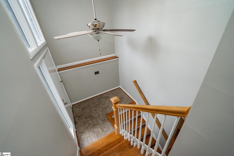 Property image 4 at 35 Briarglen Place, Greenville, SC 29615