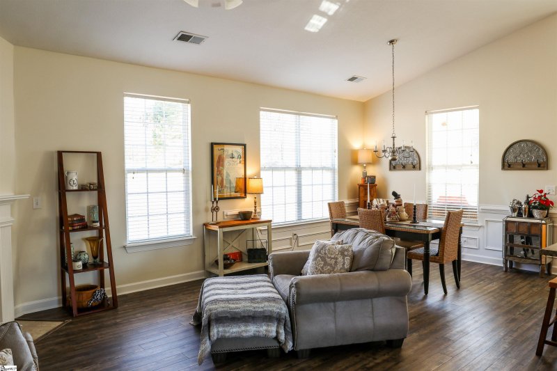 Property image 5 at 105 Eastpark Way, Easley, SC 29642