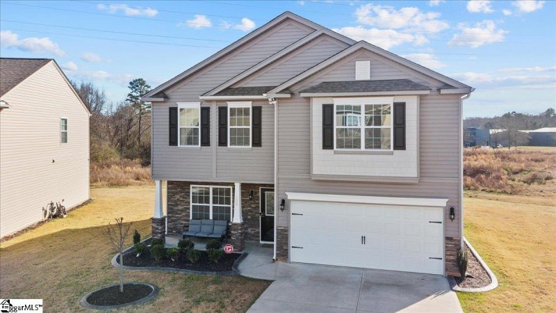 Property image 4 at 208 Addlestone Circle, Fountain Inn, SC 29644