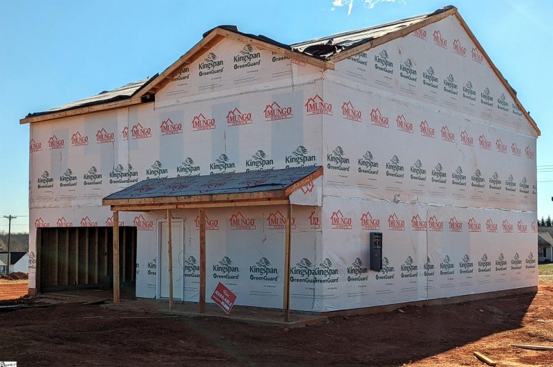 Property image 2 at 7066 Luna Mae Court, Boiling Springs, SC 29316