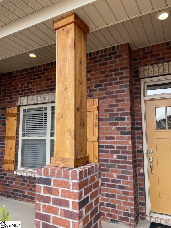 Property image 2 at 1102 Midway Hill Lane, Duncan, SC 29334
