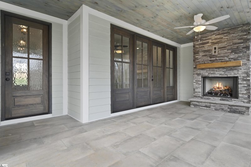 Property image 2 at 226 Braxton Meadow Drive, Simpsonville, SC 29681