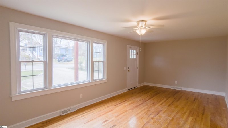 Property image 5 at 205 Pisgah Drive, Greenville, SC 29609