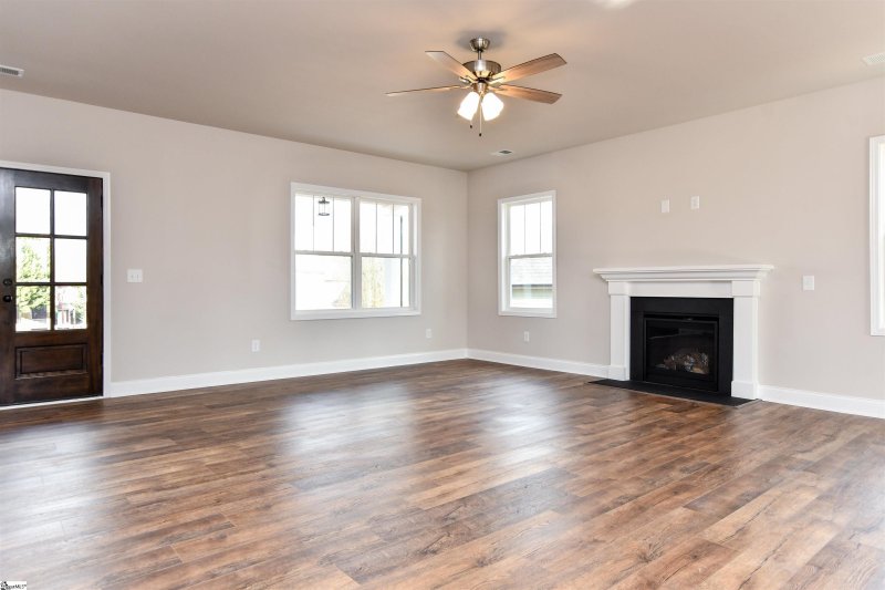 Property image 3 at 2 Peaceful Court, Fountain Inn, SC 29644