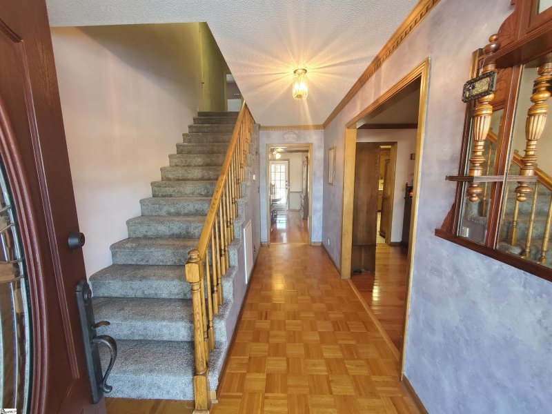 Property image 5 at 108 BARRINGTON Court, Easley, SC 29642