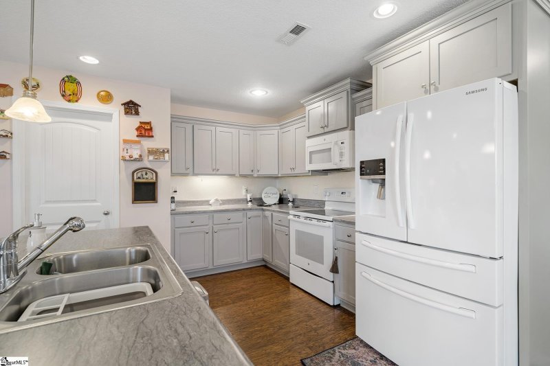 Property image 4 at 438 Peaksview Drive, Simpsonville, SC 29681