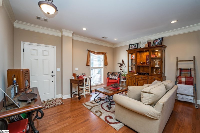 Property image 5 at 217 Barbours Lane, Greenville, SC 29607