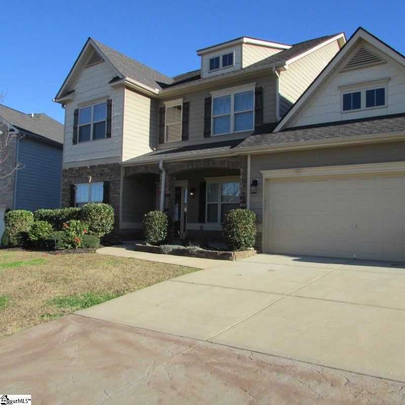 Property image 2 at 120 Sandpine Way, Greer, SC 29651