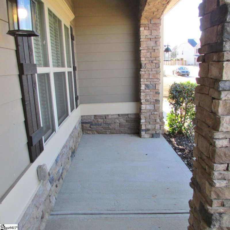 Property image 5 at 120 Sandpine Way, Greer, SC 29651