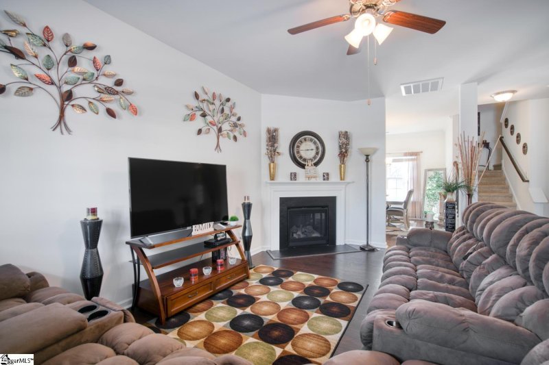 Property image 4 at 210 Addlestone Circle, Fountain Inn, SC 29644