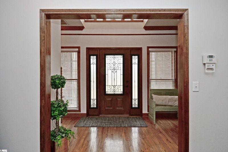 Property image 4 at 304 Fairforest Way, Pickens, SC 29671