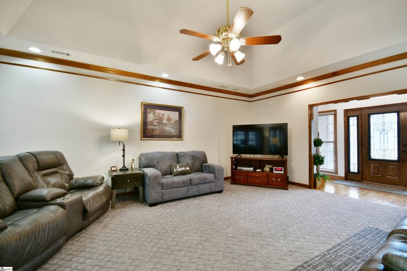Property image 5 at 304 Fairforest Way, Pickens, SC 29671