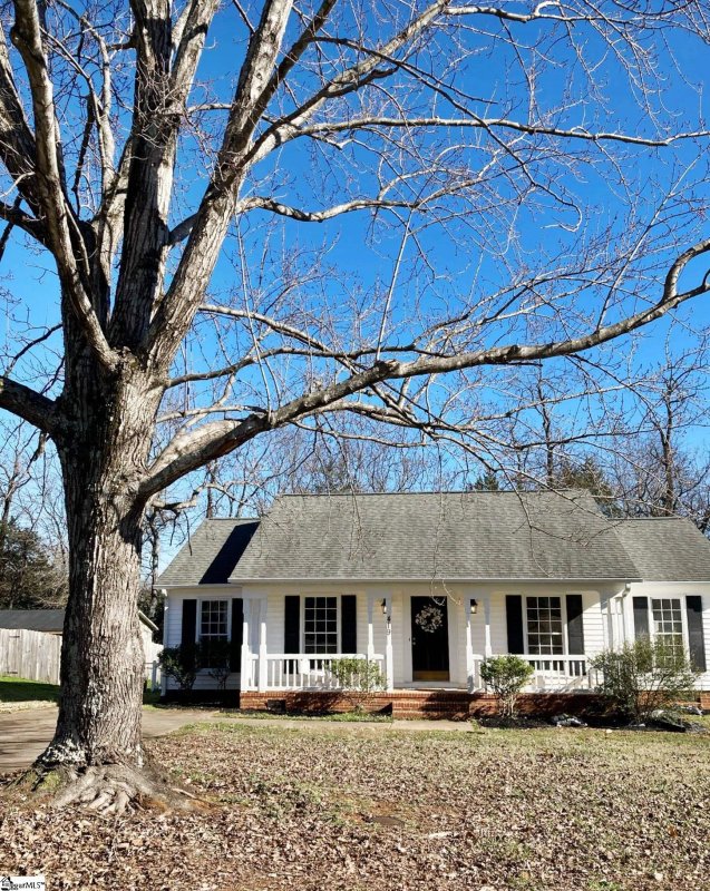 419 Laurel Tree Lane