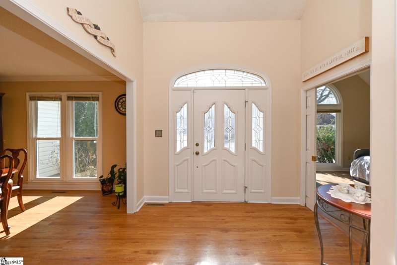 Property image 3 at 4 Periwinkle Court, Greenville, SC 29615