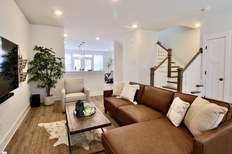 Property image 3 at 53 MILLSIDE Circle, Greenville, SC 29605